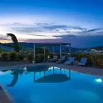 Villa Sunshine Very Close To The Beach